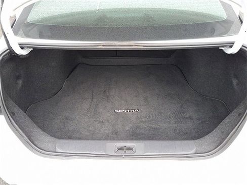 Used 2024 Nissan Sentra S image 23