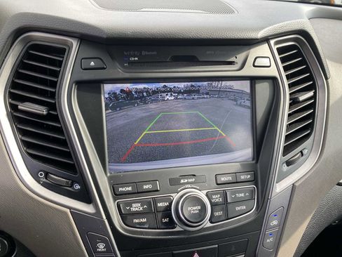 Used 2013 Hyundai Santa Fe Sport 2.0T w/ Technology Pkg image 18