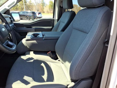 Used 2025 Ford F150 XLT w/ Equipment Group 301A Standard AWD/4WD image 19