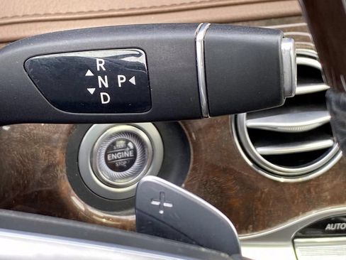Used 2019 Mercedes-Benz S 560 4MATIC Sedan image 20