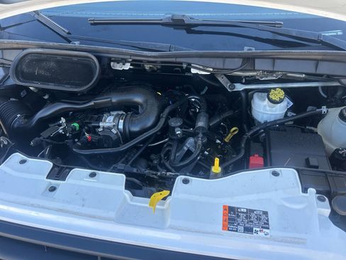 Used 2020 Ford Transit 250 Medium Roof image 13