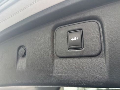 Used 2021 Nissan Murano SL w/ SL Moonroof Package FWD image 19