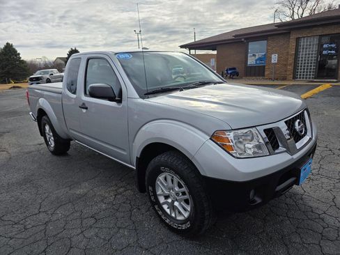 Used 2015 Nissan Frontier SV w/ SV Value Truck Package image 2