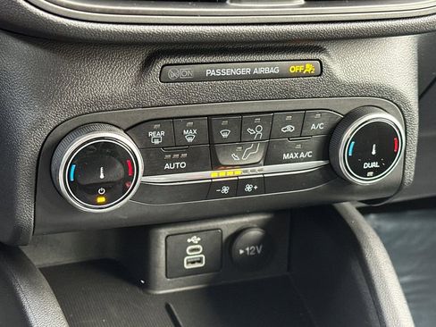 Certified 2025 Ford Escape Active image 18