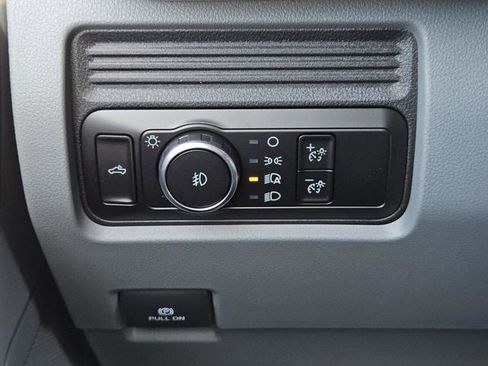 New 2026 Ford F250 XL w/ XL Chrome Package image 18