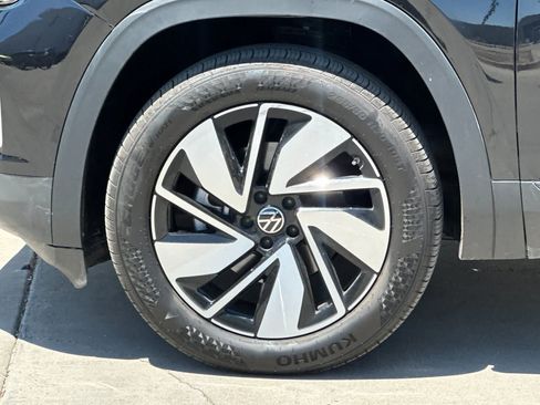 Used 2026 Volkswagen Atlas SE AWD/4WD image 24