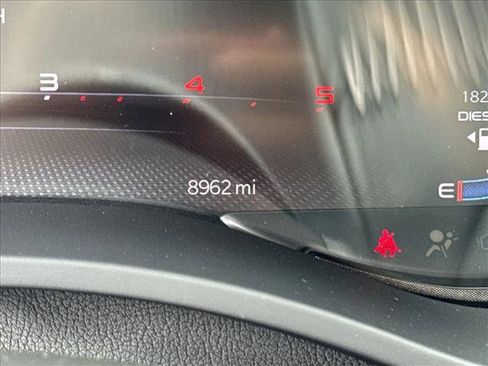 Used 2024 RAM 2500 Limited image 19