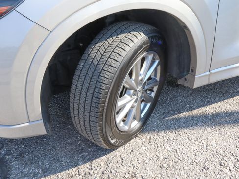 Used 2025 MAZDA CX-5 AWD 2.5 S w/ Preferred Package image 18