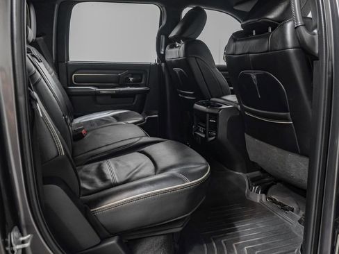 Used 2022 RAM 2500 Limited w/ Off Road Package image 30