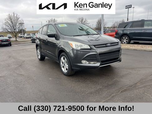 Used 2016 Ford Escape SE image 5