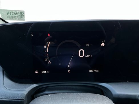 Used 2025 Buick Encore GX Preferred image 36