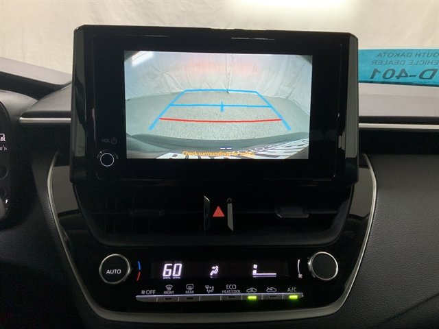 Used 2025 Toyota Corolla LE FWD image 28