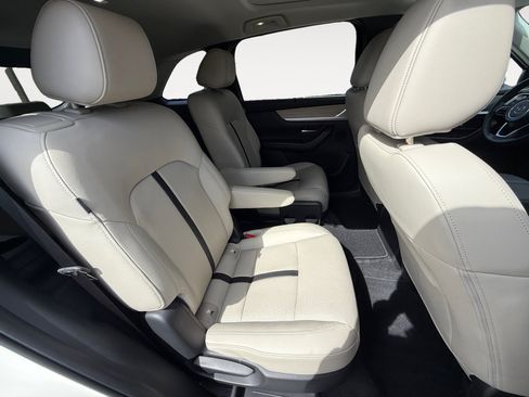 Used 2024 MAZDA CX-90 Plug-In Hybrid w/ Premium Pkg AWD/4WD image 18
