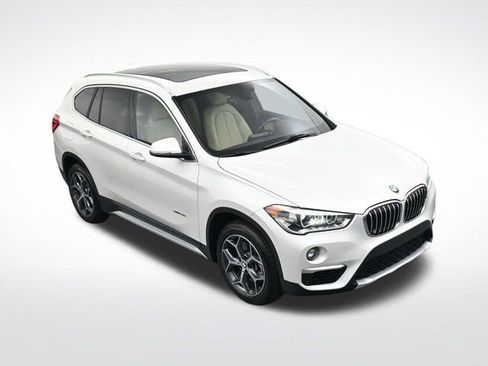 Used 2017 BMW X1 sDrive28i image 17