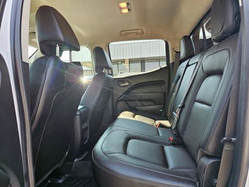 Used 2018 Chevrolet Colorado ZR2 w/ ZR2 Dusk Special Edition AWD/4WD image 17