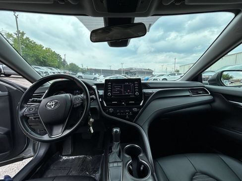 Used 2024 Toyota Camry SE FWD image 23