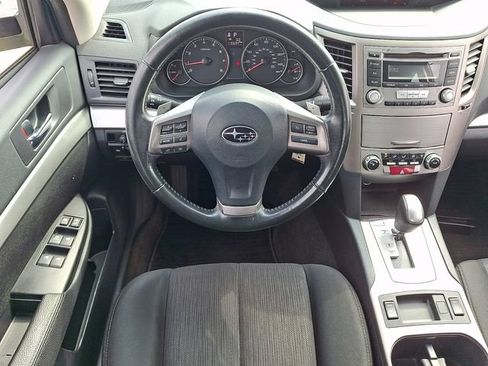 Used 2013 Subaru Legacy 2.5i Premium w/ All-Weather Pkg AWD/4WD image 3