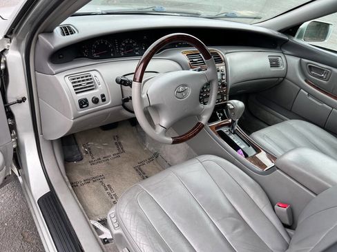 Used 2004 Toyota Avalon XL FWD image 10