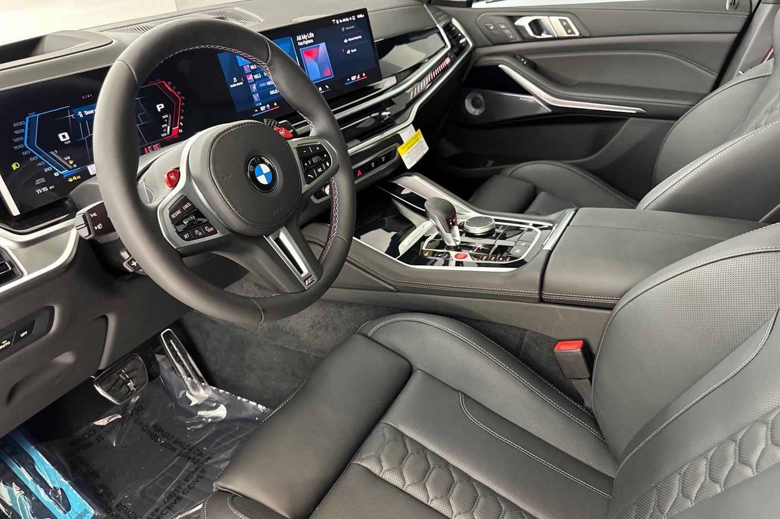 New 2026 BMW X5 M Competition w/ Executive Package AWD/4WD image 4