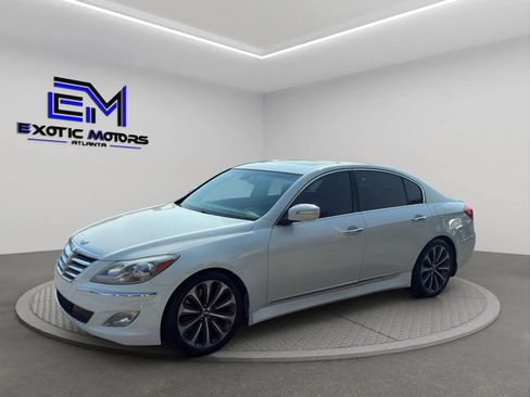 Used 2013 Hyundai Genesis 5.0 R-Spec RWD image 1