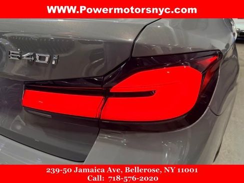 Used 2022 BMW 540i w/ M Sport Package RWD image 10