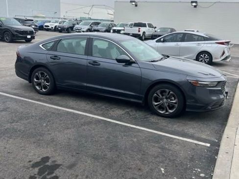 Used 2023 Honda Accord EX image 12
