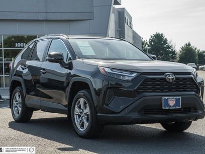 Used 2025 Toyota RAV4 XLE w/ Convenience Package