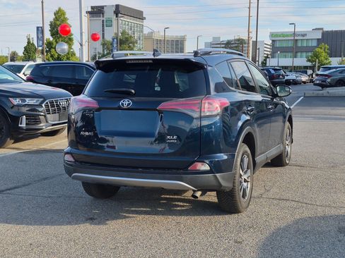 Used 2017 Toyota RAV4 XLE w/ All Weather Liner Package AWD/4WD image 3