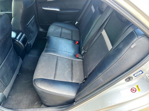 Used 2013 Toyota Camry SE FWD image 23