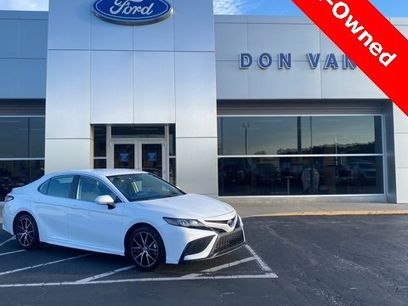 Used 2024 Toyota Camry SE