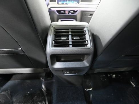 New 2026 Volkswagen Tiguan SE R-Line image 32