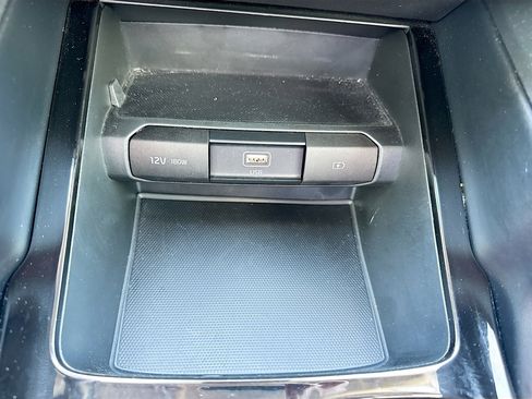 Used 2022 Kia Telluride LX FWD image 28