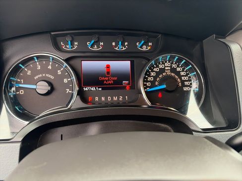 Used 2014 Ford F150 XLT w/ Equipment Group 302A Luxury AWD/4WD image 17