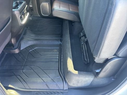 Used 2024 Chevrolet Silverado 1500 High Country image 24