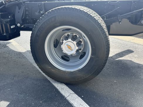 New 2026 Chevrolet Silverado 3500 W/T image 5