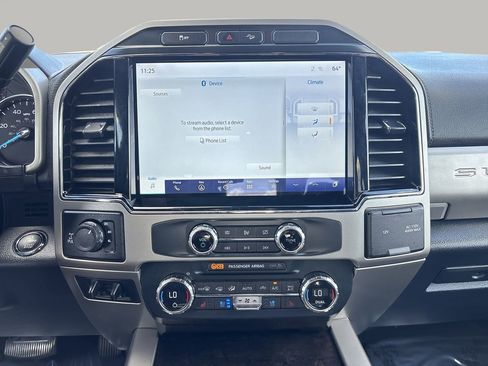 Used 2022 Ford F250 Lariat w/ Lariat Ultimate Package image 21