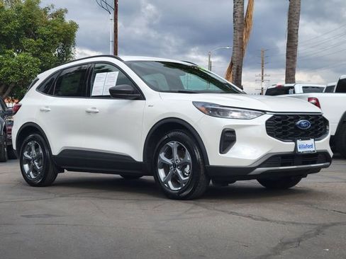 Used 2025 Ford Escape ST-Line w/ Equipment Group 301A image 31