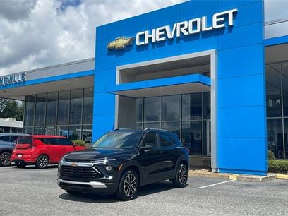 New 2025 Chevrolet TrailBlazer LT w/ Convenience Package