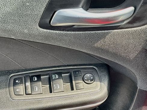 Used 2023 Dodge Charger SXT RWD image 17