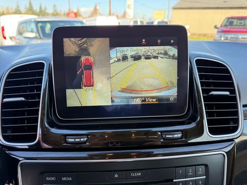 Used 2017 Mercedes-Benz GLE 350 4MATIC image 29