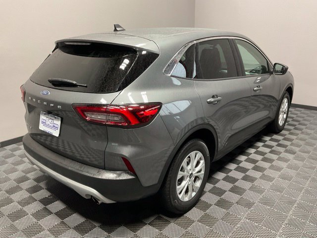 Used 2023 Ford Escape Active w/ Cold Weather Package FWD image 8