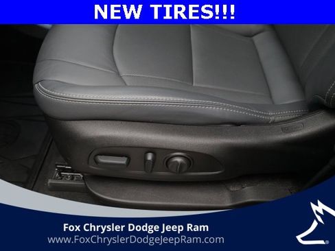 Used 2024 Buick Enclave Essence w/ LPO, Floor Liner Package image 29