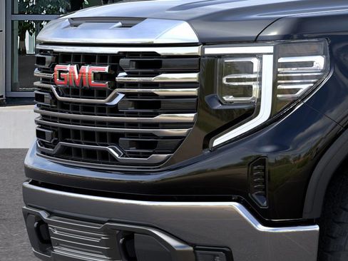 New 2026 GMC Sierra 1500 SLT image 7