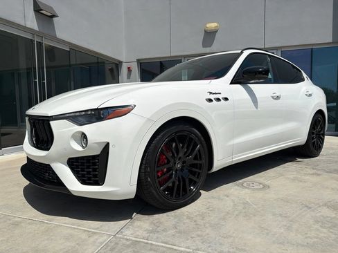 Certified 2023 Maserati Levante Modena AWD/4WD image 4