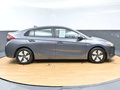 Used 2018 Hyundai Ioniq Blue image 10