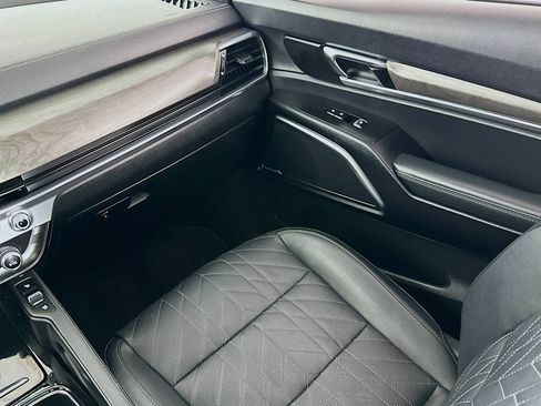 Used 2024 Kia Telluride SX X-Line image 24