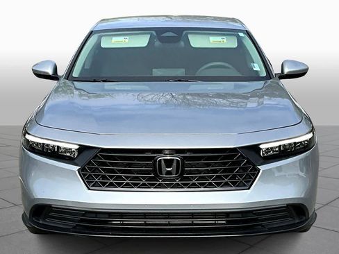 Used 2023 Honda Accord LX image 4