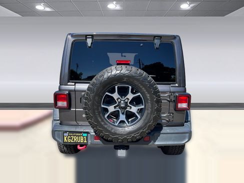 Used 2018 Jeep Wrangler Unlimited Rubicon AWD/4WD image 5