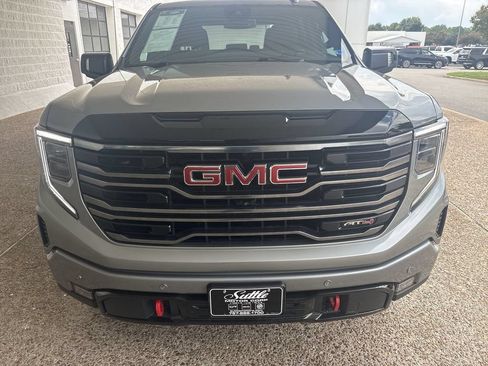Certified 2025 GMC Sierra 1500 AT4 AWD/4WD image 31