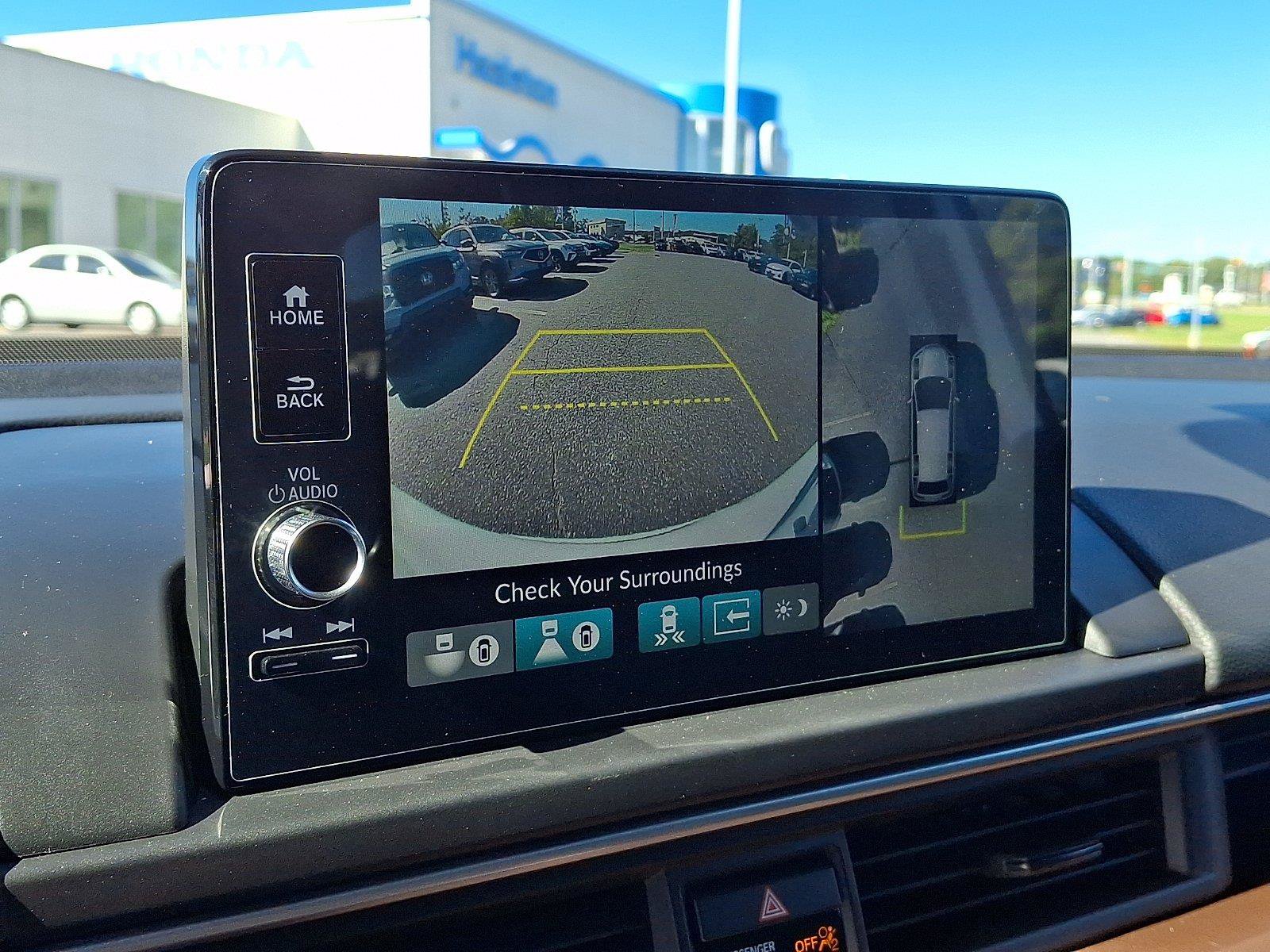 Used 2025 Honda Pilot Elite image 20